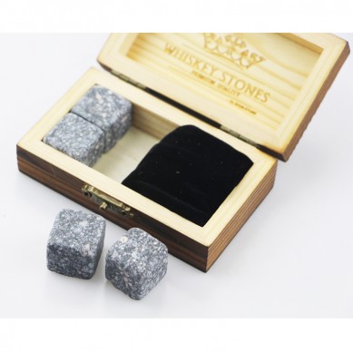 new product and high quantity 4pcs of Mongolian black whiskey stone and black velvet bags into Outer Burning Wood Box high quality