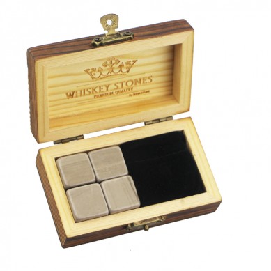 Amazon Hot Wholesale 4 pcs of Antiquity Wood Grain Rock Stones Cube Whisky Stones Hot Sale Whisky Stone Gift Set with Wooden Box