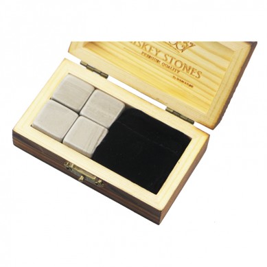 Amazon Hot Wholesale 4 pcs of Antiquity Wood Grain Rock Stones Cube Whisky Stones Hot Sale Whisky Stone Gift Set with Wooden Box