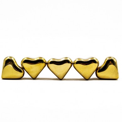 Best seeling gold color stainless steel heart Shaped whiskey stones